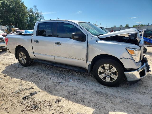 1N6AA1EK6KN518229 - 2019 NISSAN TITAN S SILVER photo 4