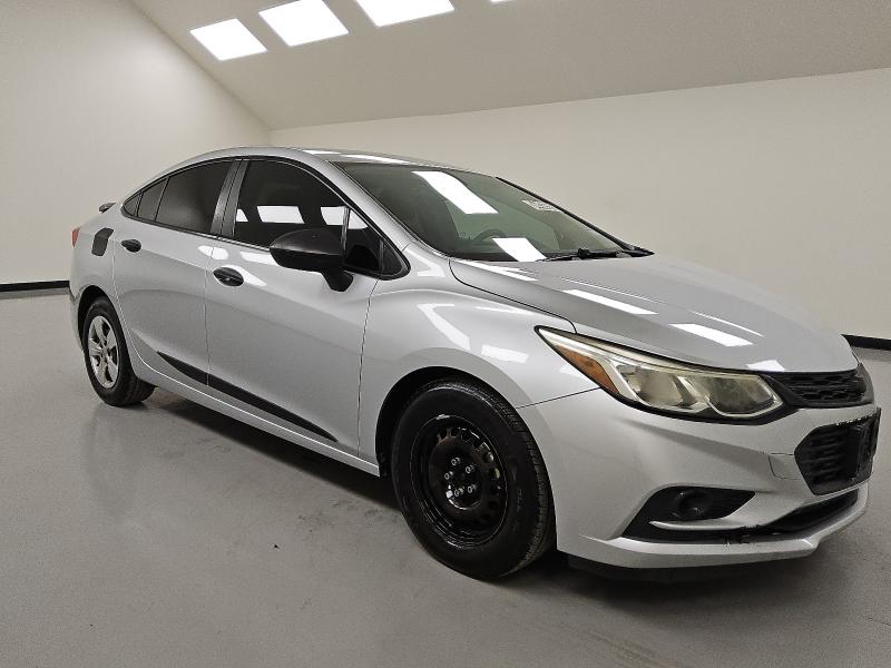 1G1BC5SM7J7221528 - 2018 CHEVROLET CRUZE LS ვერცხლისფერი ფოტო 4