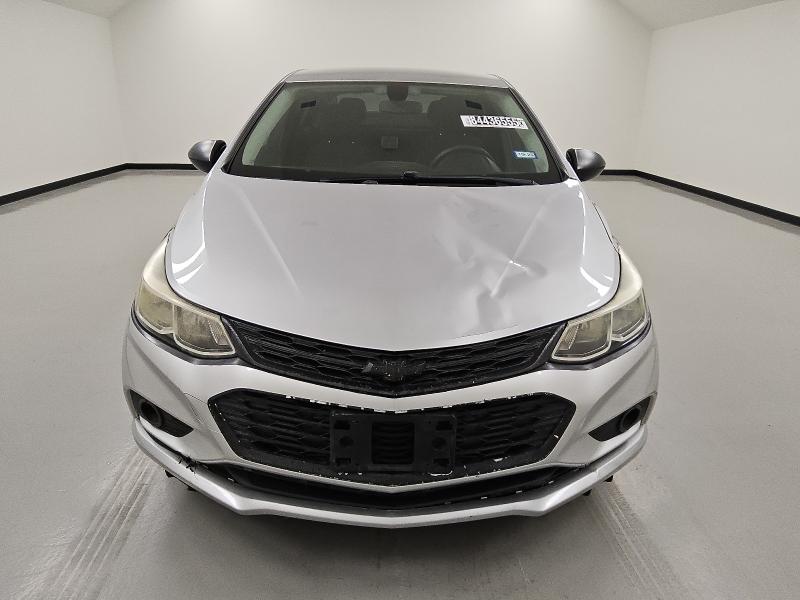 1G1BC5SM7J7221528 - 2018 CHEVROLET CRUZE LS ვერცხლისფერი ფოტო 5