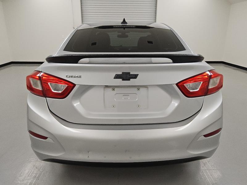 1G1BC5SM7J7221528 - 2018 CHEVROLET CRUZE LS ვერცხლისფერი ფოტო 6