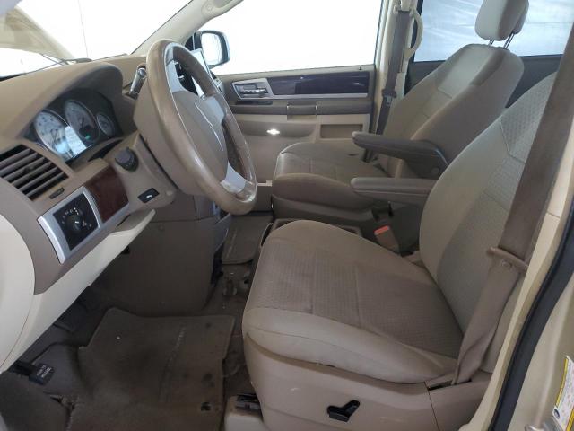 2A4RR5D10AR387020 - 2010 CHRYSLER TOWN & COU TOURING TAN photo 7