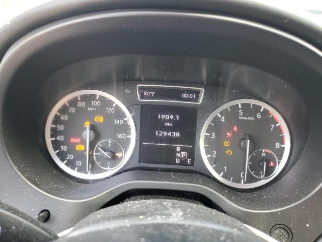 SJKCH5CR8JA052191 - 2018 INFINITI QX30 BASE فضي صورة 9