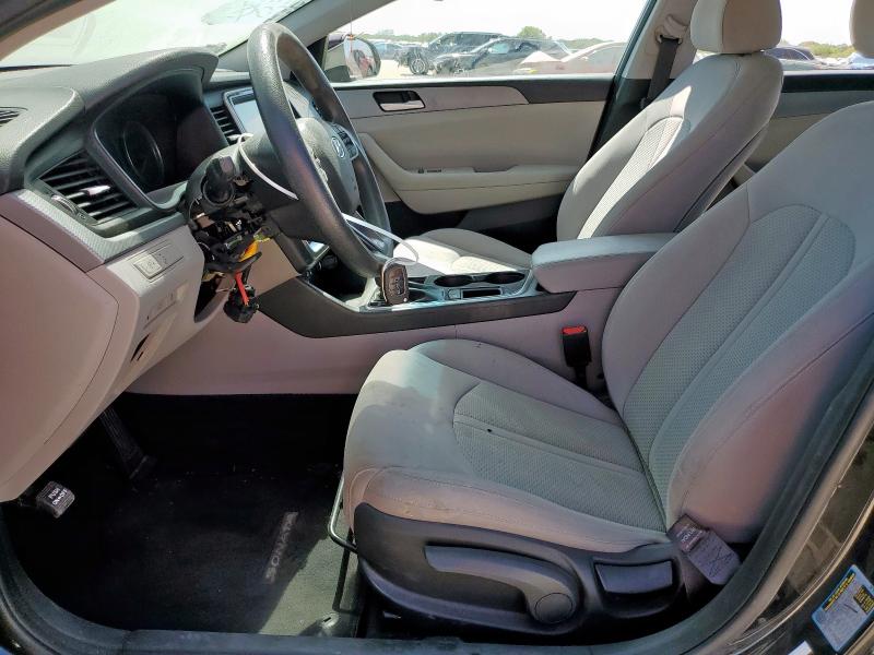 5NPE24AF6JH703939 - 2018 HYUNDAI SONATA SE Schwarz Foto 7