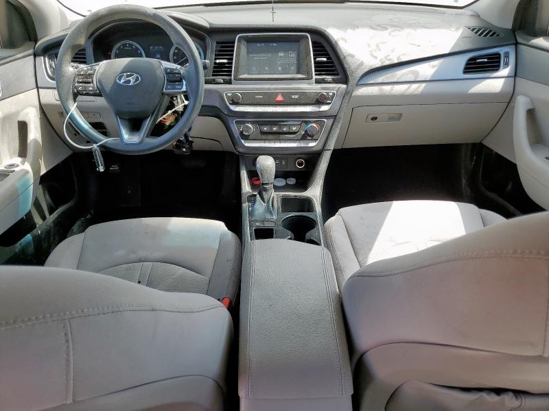 5NPE24AF6JH703939 - 2018 HYUNDAI SONATA SE Schwarz Foto 8