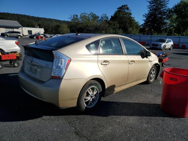 JTDKN3DU1B0256353 - 2011 TOYOTA PRIUS GOLD photo 3