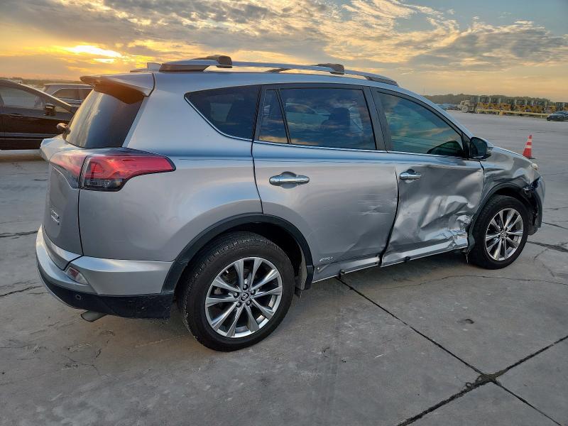 JTMDJREV3HD101996 - 2017 TOYOTA RAV4 LIMITED 银色 照片 3