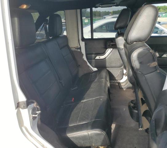 1C4HJWEG6CL205981 - 2012 JEEP WRANGLER U SAHARA WHITE photo 10
