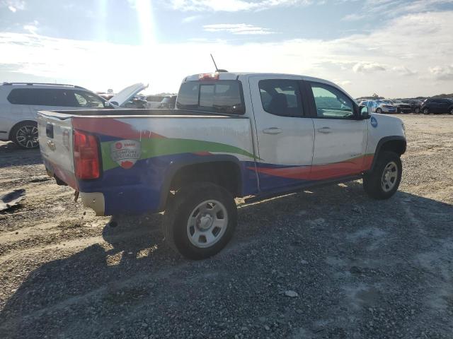 1GCGTEEN1J1318910 - 2018 CHEVROLET COLORADO ZR2 WHITE photo 3