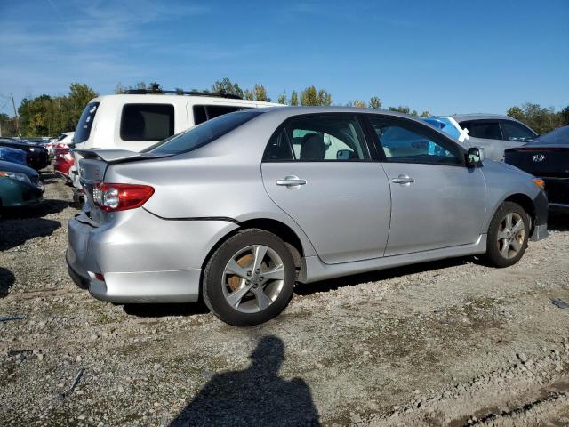 2T1BU4EEXBC702957 - 2011 TOYOTA COROLLA BASE 银色 照片 3