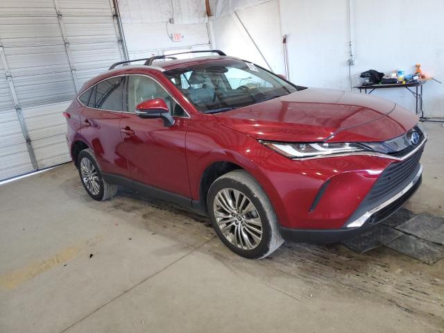 JTEAAAAH0NJ112077 - 2022 TOYOTA VENZA LE Bordeaux Foto 4