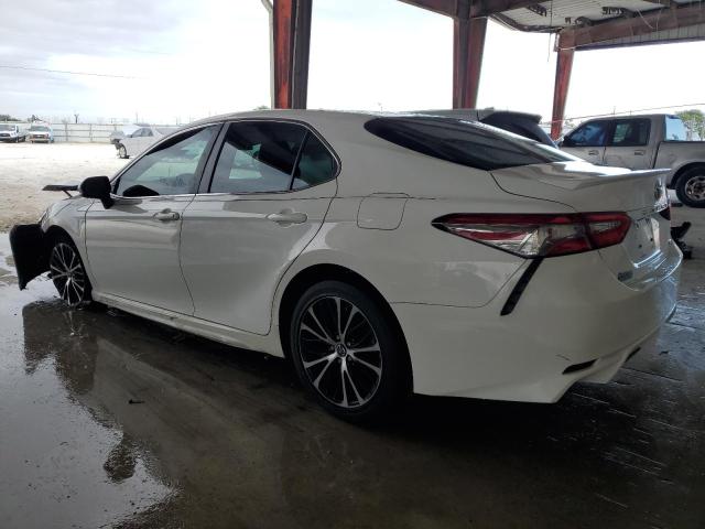 4T1B11HK8JU039684 - 2018 TOYOTA CAMRY L WHITE photo 2