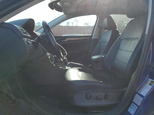 1VWGT7A36HC029114 - 2017 VOLKSWAGEN PASSAT SE BLUE photo 7