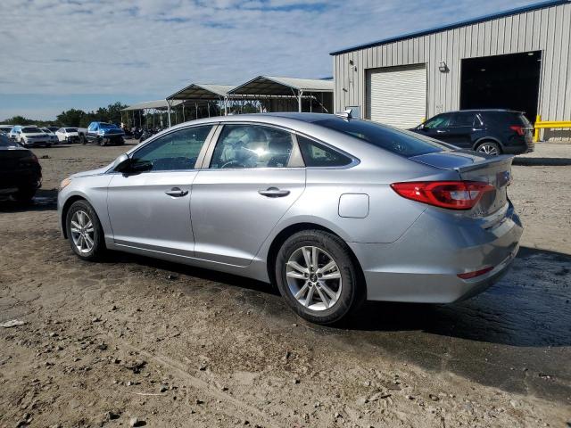 5NPE24AFXHH548323 - 2017 HYUNDAI SONATA SE SILVER photo 2