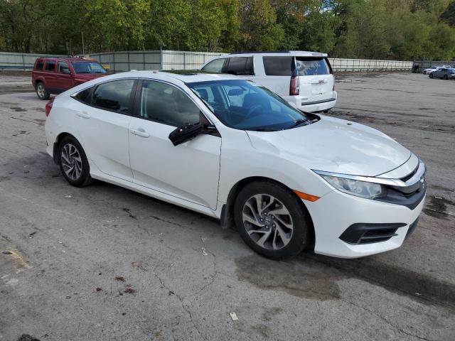 2HGFC2F71HH576545 - 2017 HONDA CIVIC EX 白色 照片 4