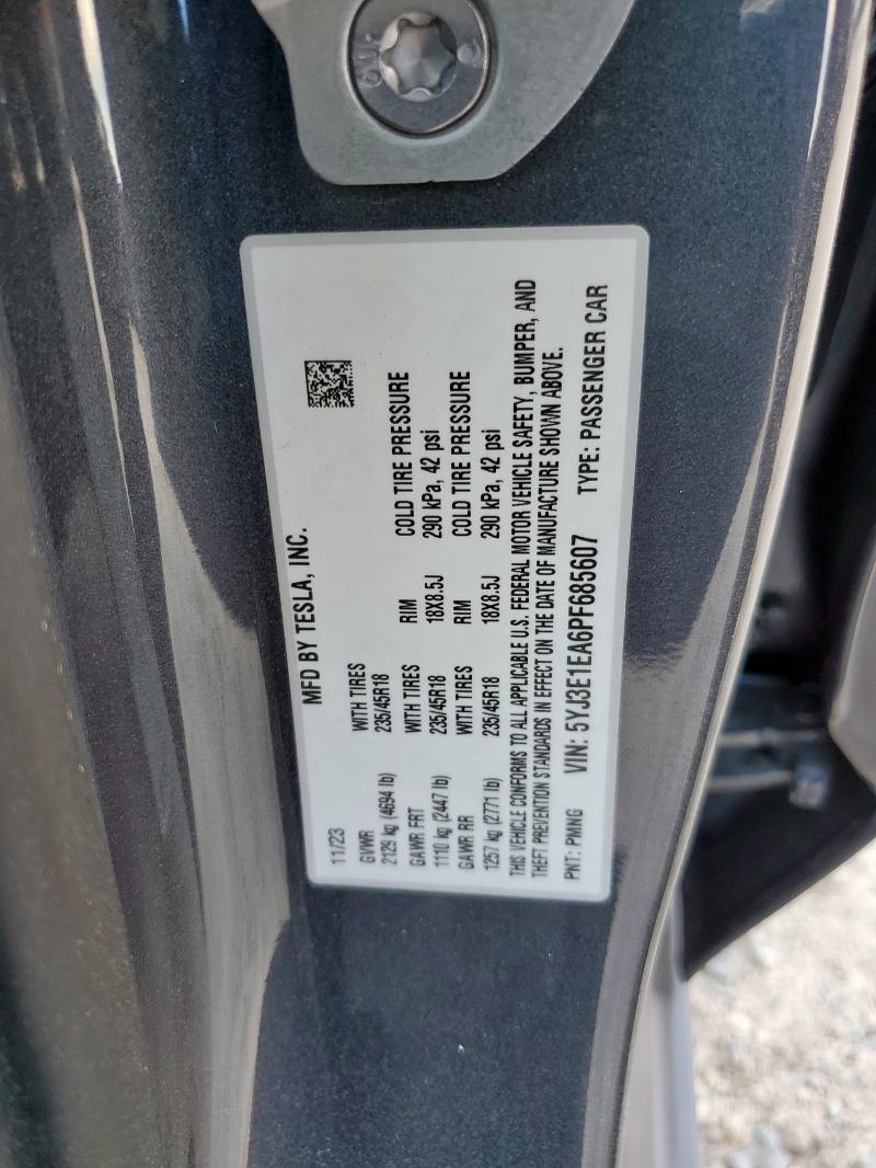 5YJ3E1EA6PF685607 - 2023 TESLA MODEL 3 ნაცრისფერი ფოტო 12