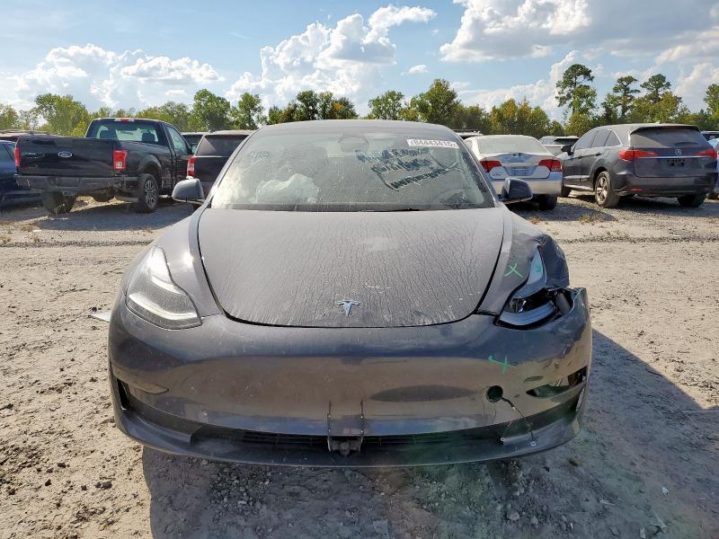 5YJ3E1EA6PF685607 - 2023 TESLA MODEL 3 ნაცრისფერი ფოტო 5