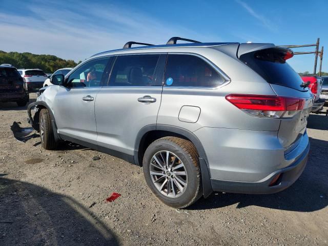 5TDJZRFH4KS593115 - 2019 TOYOTA HIGHLANDER SE ვერცხლისფერი ფოტო 2