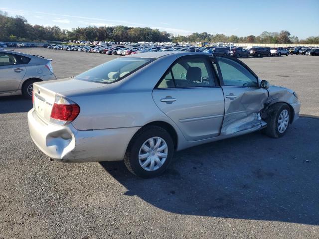 4T1BE30K36U165776 - 2006 TOYOTA CAMRY LE SILVER photo 3