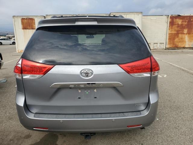 5TDDK3DC4CS040195 - 2012 TOYOTA SIENNA XLE SILVER photo 6