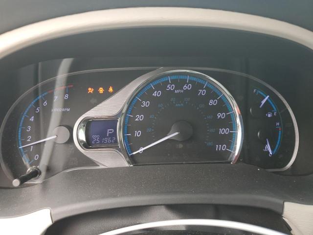 5TDDK3DC4CS040195 - 2012 TOYOTA SIENNA XLE SILVER photo 9