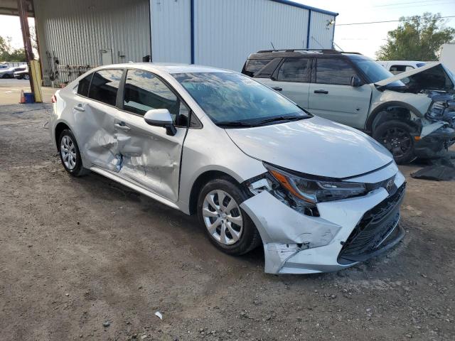 5YFB4MDE2SP320357 - 2025 TOYOTA COROLLA LE Сріблястий фото 4