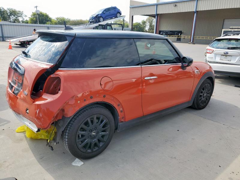 WMWXR3C08L2L98629 - 2020 MINI COOPER ORANGE photo 3