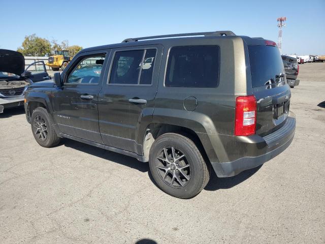 1C4NJPBA1GD547685 - 2016 JEEP PATRIOT SPORT 绿色 照片 2