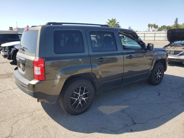 1C4NJPBA1GD547685 - 2016 JEEP PATRIOT SPORT 绿色 照片 3