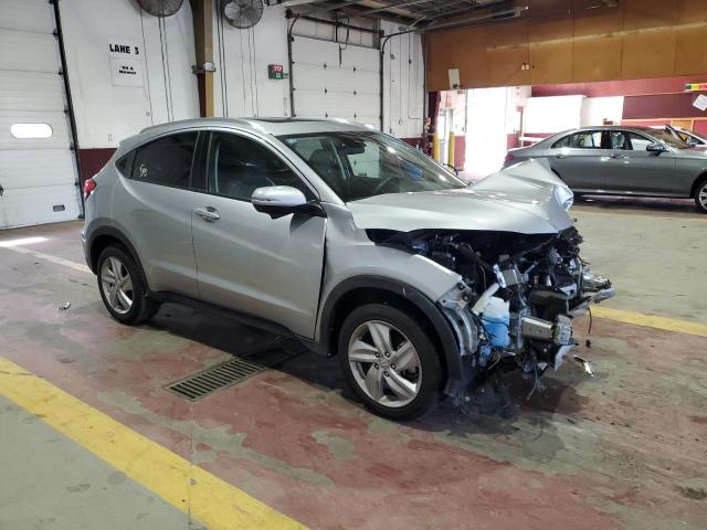 3CZRU6H58LM708622 - 2020 HONDA HR-V EX SILVER photo 4