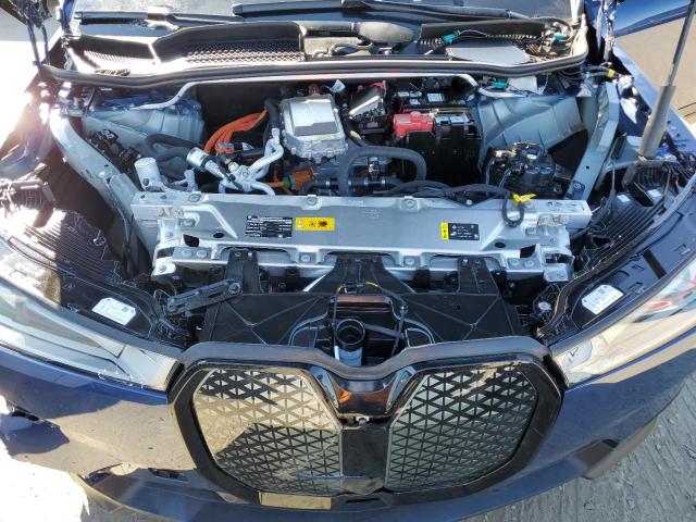 WB523CF02RCP98985 - 2024 BMW IX XDRIVE50 أزرق صورة 12