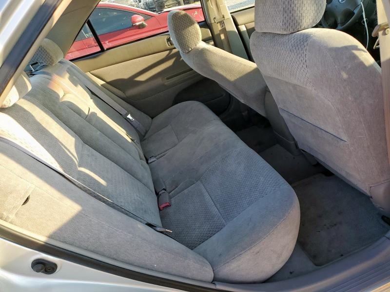 4T1BE32KX3U699804 - 2003 TOYOTA CAMRY LE 银色 照片 10