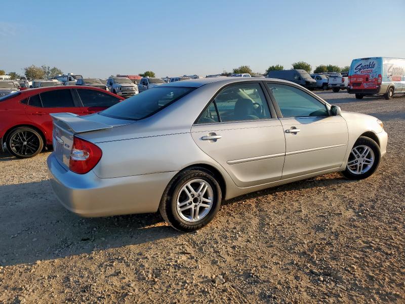 4T1BE32KX3U699804 - 2003 TOYOTA CAMRY LE 银色 照片 3