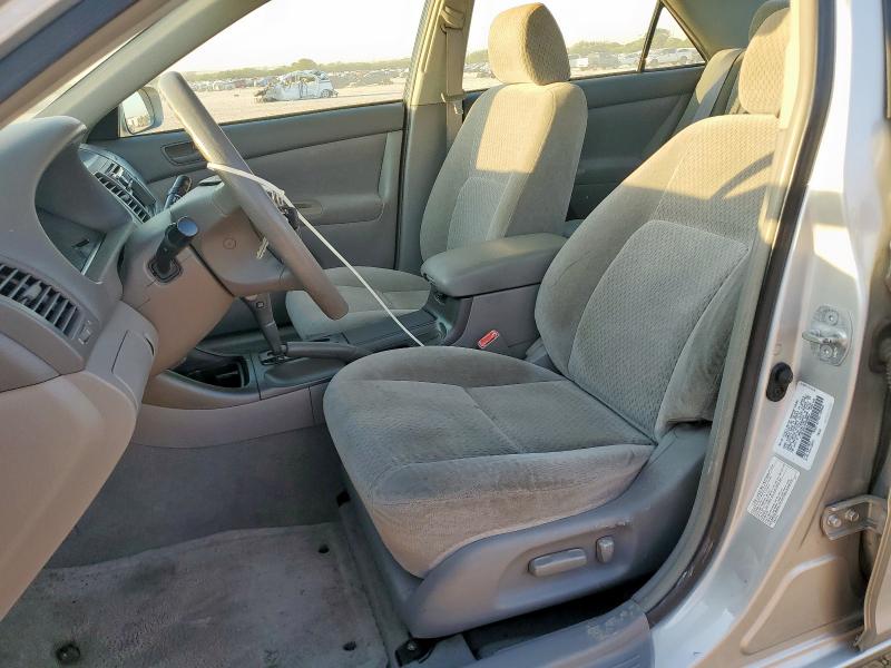 4T1BE32KX3U699804 - 2003 TOYOTA CAMRY LE 银色 照片 7