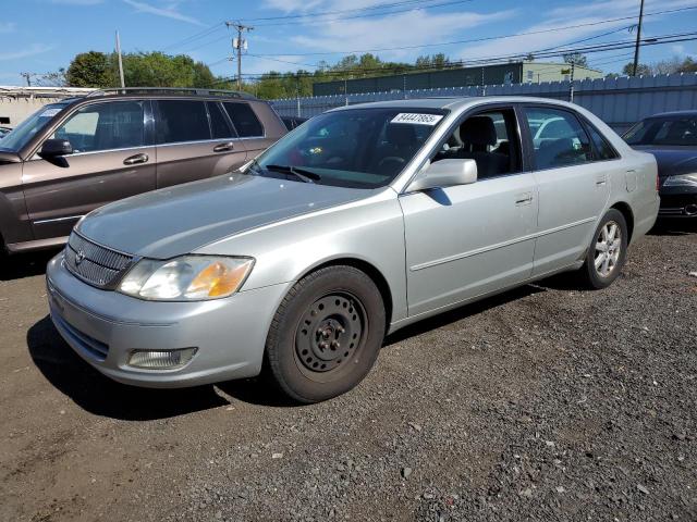 2000 TOYOTA AVALON XL, 