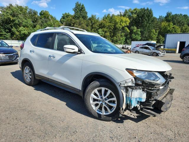 5N1AT2MT1KC829605 - 2019 NISSAN ROGUE S WHITE photo 4