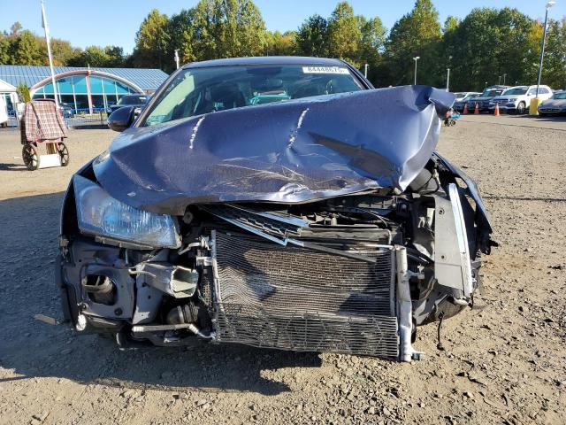 1G1PE5SB8D7147975 - 2013 CHEVROLET CRUZE LT BLUE photo 5