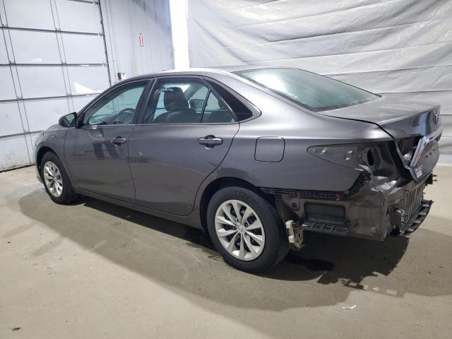 4T4BF1FK2GR562914 - 2016 TOYOTA CAMRY LE GRAY photo 2