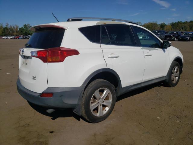 2T3RFREVXEW174949 - 2014 TOYOTA RAV4 XLE WHITE photo 3