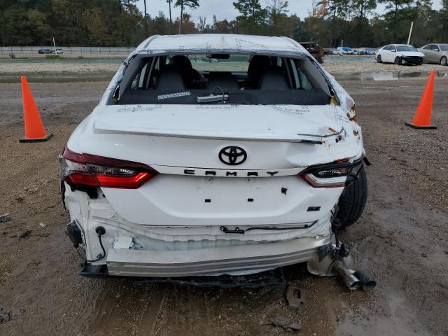 4T1T11AKXPU831777 - 2023 TOYOTA CAMRY SE NIGHT SHADE WHITE photo 6
