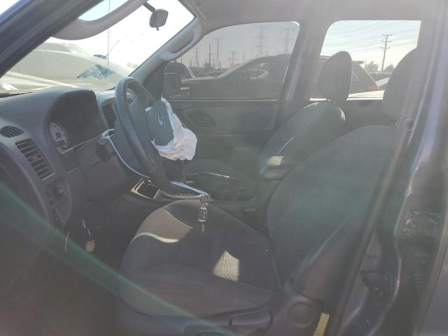 1FMYU03135KA15501 - 2005 FORD ESCAPE XLT BLUE photo 7