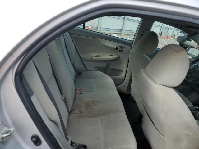 1NXBU4EE8AZ326806 - 2010 TOYOTA COROLLA BASE 银色 照片 10