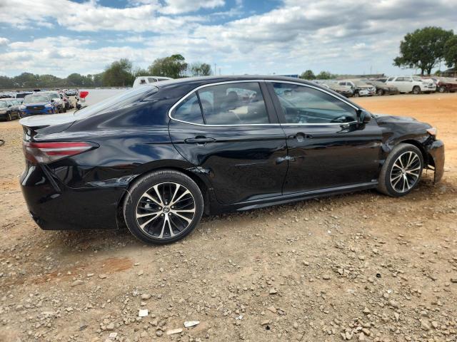 4T1B11HK4JU535758 - 2018 TOYOTA CAMRY L BLACK photo 3