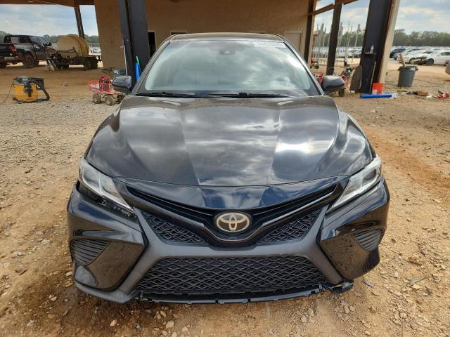 4T1B11HK4JU535758 - 2018 TOYOTA CAMRY L BLACK photo 5