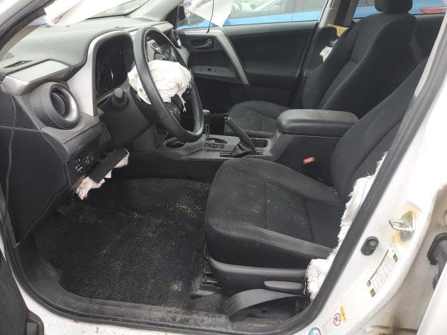 2T3ZFREV4HW349328 - 2017 TOYOTA RAV4 LE Ақ фото 7