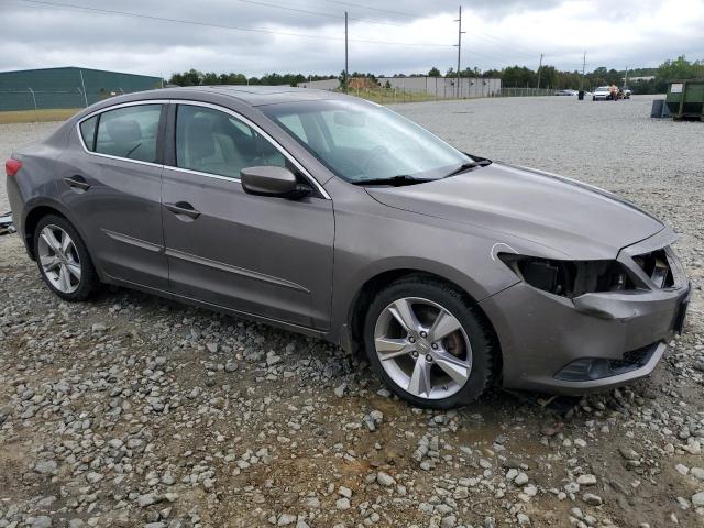 19VDE1F76DE004668 - 2013 ACURA ILX 20 TECH GRAY photo 4