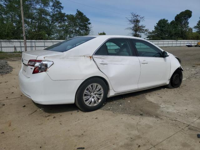 4T1BF1FK9CU512533 - 2012 TOYOTA CAMRY BASE WHITE photo 3