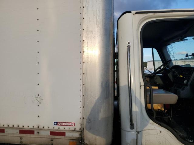 3ALACXDT0HDHY0679 - 2017 FREIGHTLINER M2 106 MEDIUM DUTY WHITE photo 6