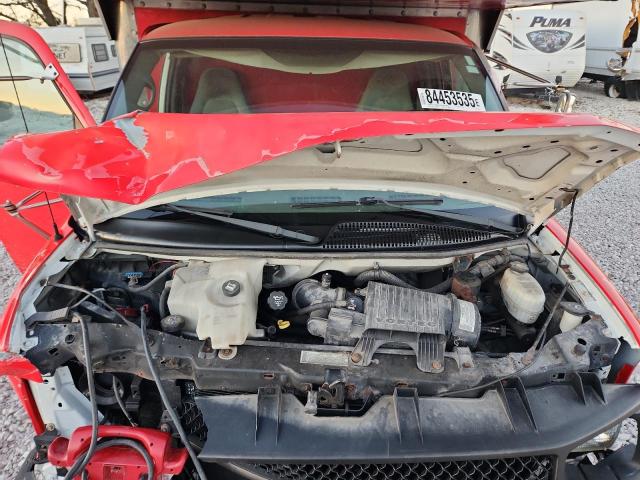 1GBJG31U741221909 - 2004 CHEVROLET EXPRESS COMMERCIAL C RED photo 12