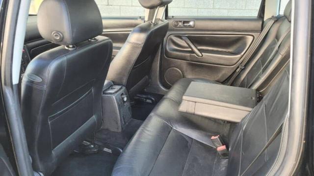 WVWPD63B03P253883 - 2003 VOLKSWAGEN PASSAT GLS BLACK photo 6