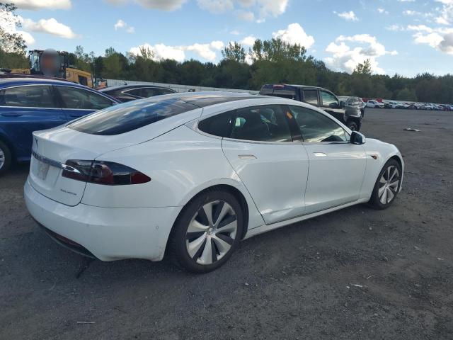5YJSA1E23LF385257 - 2020 TESLA MODEL S WHITE photo 3